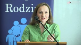 Macierzyństwo – medialny obraz a rzeczywistość! - Poseł Karina Bosak